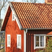 Краски, масла и грунты ADLER для наружных работ.